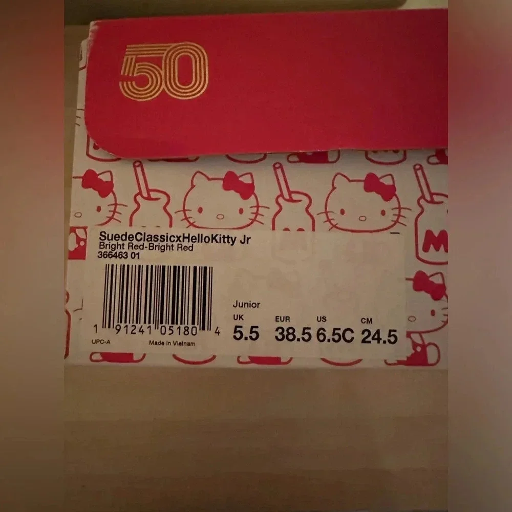 Puma Suede Classic X Hello Kitty NEW In box - Picture 5 of 5